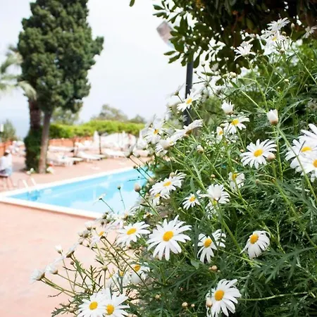 Ξενοδοχείο Grand Miramare 4*