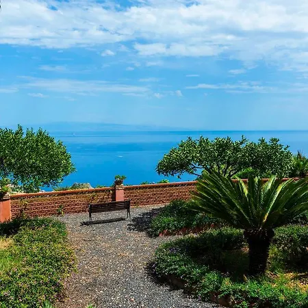 Grand Miramare Ξενοδοχείο 4*