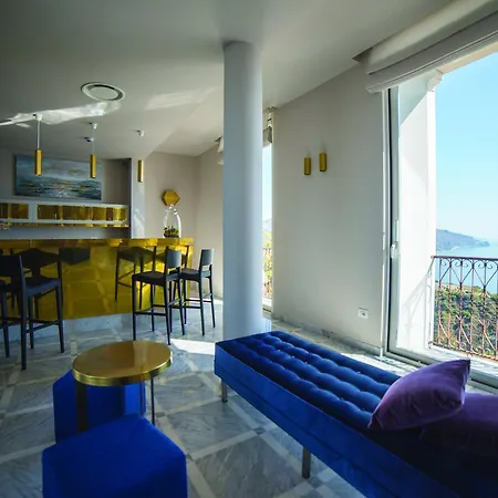 Ξενοδοχείο Grand Miramare 4*