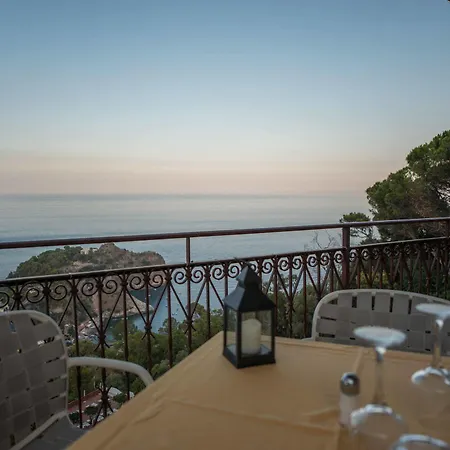 Ξενοδοχείο Grand Miramare 4*