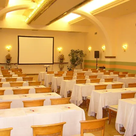 Ξενοδοχείο Grand Miramare 4*